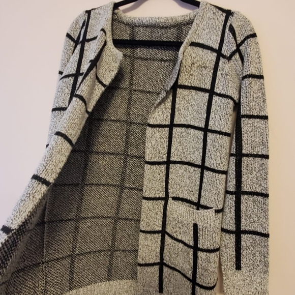 Cardigan - Picture 2 of 3